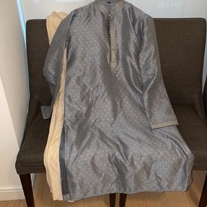 Men’s traditional Indian clothing / Kurta - size large